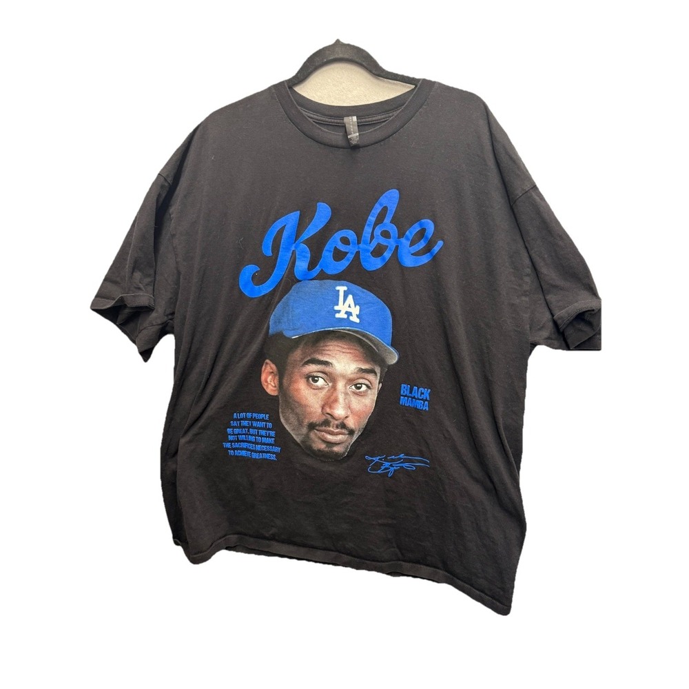 Kobe Bryant LA Dodgers T-shirt Size 2XL Black Short Sleeve Graphic  Bold Tee